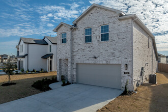 Bellagio in Forney, TX - Building Photo - Building Photo