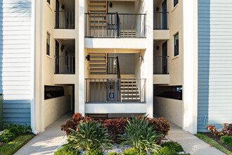 Sandpiper Key in Englewood, FL - Building Photo - Building Photo