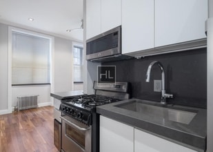 E 58TH ST., Unit A in New York, NY - Foto de edificio - Building Photo