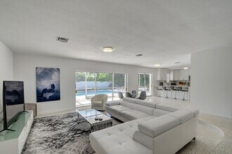 1171 Bimini Ln in West Palm Beach, FL - Building Photo - Building Photo