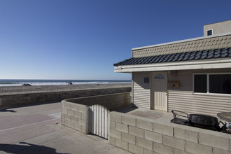 3769 Ocean Front in San Diego, CA - Building Photo - Building Photo