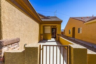 2234 Willow Wren Dr in North Las Vegas, NV - Building Photo - Building Photo