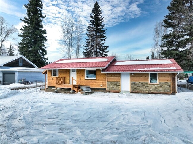 228 Craig Ave in Fairbanks, AK - Building Photo - Building Photo