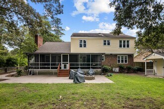 327 Plantation Dr in New Bern, NC - Building Photo - Building Photo