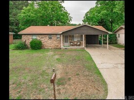 4716 Buckingham Pl in Little Rock, AR - Building Photo