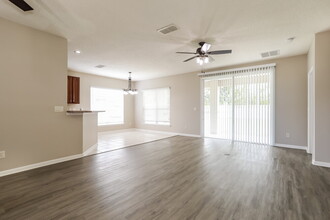 3479 Waterford Oaks Dr in Orange Park, FL - Building Photo - Building Photo