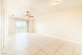 4137 Skyline Blvd in Cape Coral, FL - Foto de edificio - Building Photo