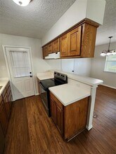 226 S Prairie St in Pilot Point, TX - Building Photo - Building Photo