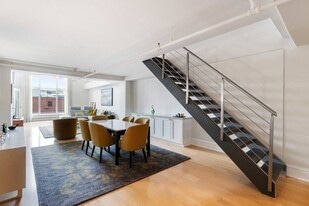 25 Channel Ctr St in Boston, MA - Building Photo