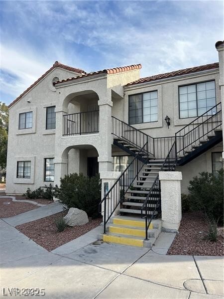 4805 Nara Vista Way in Las Vegas, NV - Building Photo