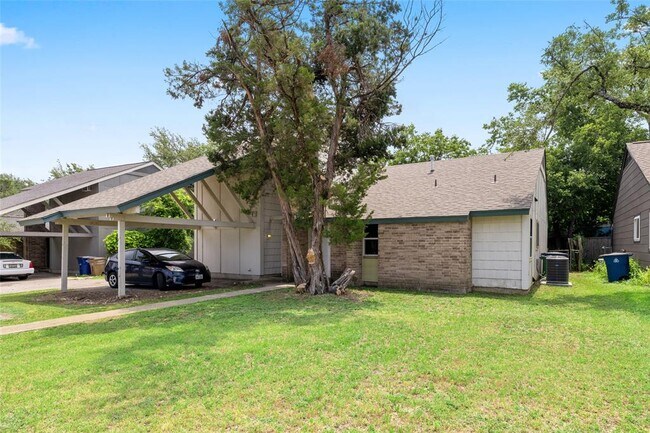 property at 6903 Woodhue Dr