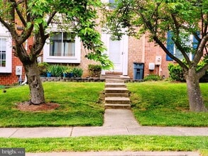 19 Island Run Ct in Catonsville, MD - Building Photo - Building Photo