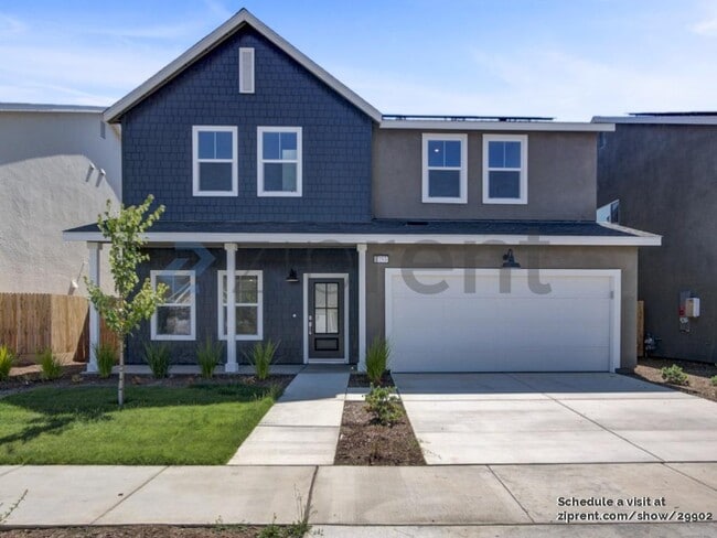 1753 N Mitchell St in Hanford, CA - Building Photo - Building Photo