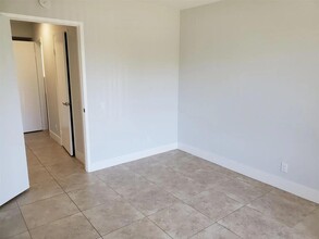 96 Lakeview Cir in Cathedral City, CA - Building Photo - Building Photo