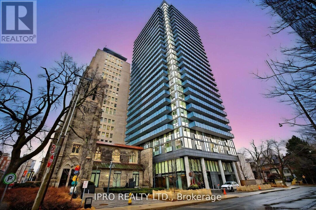 99-499 Foxbar Rd in Toronto, ON - Building Photo