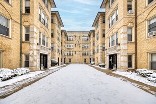 7520 N Seeley Ave, Unit 3E in Chicago, IL - Building Photo