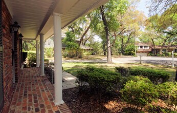 18 Sherwood Rd NW in Fort Walton Beach, FL - Building Photo - Building Photo