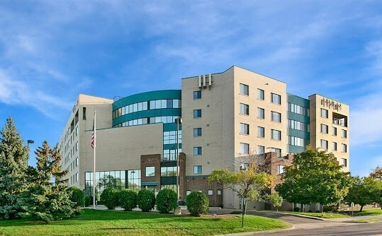 SummerHouse of Bloomington in Bloomington, MN - Foto de edificio