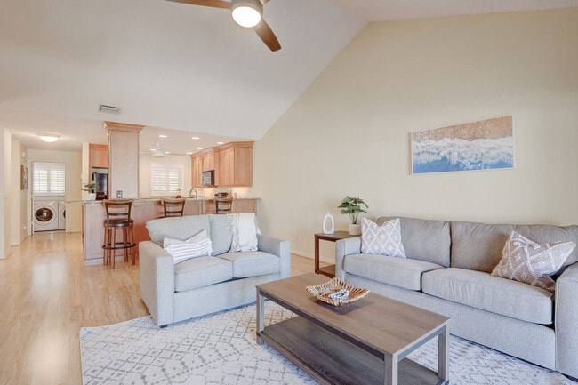 1501 Chesapeake Ave in Naples, FL - Building Photo - Building Photo