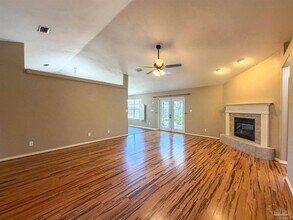 3977 High Bridge Dr in Milton, FL - Building Photo - Building Photo