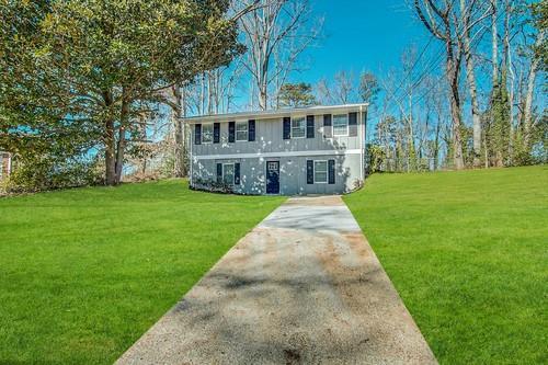 2852 Port Royal Ln Photo