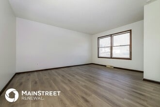 6469 NW 49th St in Kansas City, MO - Foto de edificio - Building Photo