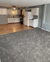 2527 James St, Unit #1 in Syracuse, NY - Building Photo