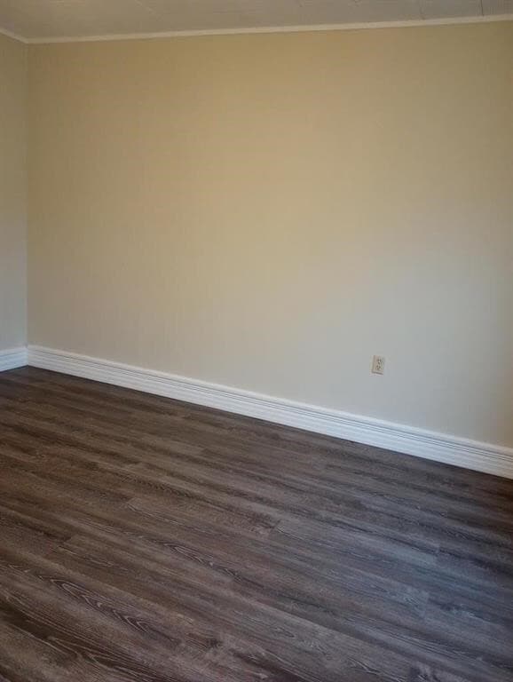 1103 Oak St in Elmira, NY - Building Photo - Building Photo