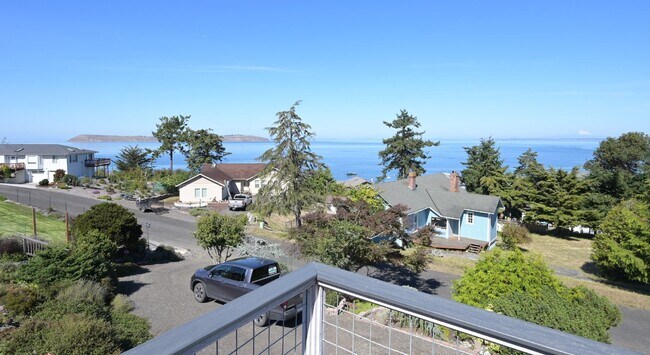 51 Kaufman Dr in Sequim, WA - Building Photo - Building Photo