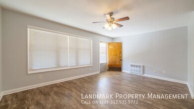 1209 N Harlem Ave in Oak Park, IL - Building Photo - Building Photo