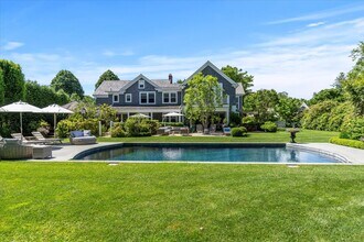 52 Davids Ln in East Hampton, NY - Building Photo - Building Photo