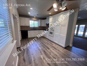 5957 E Fedora Ave in Fresno, CA - Building Photo - Building Photo