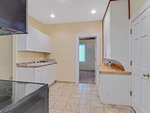 937 Iglehart Ave in St. Paul, MN - Building Photo - Building Photo