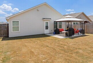 13005 Thyme Pass in Saint Hedwig, TX - Building Photo - Building Photo