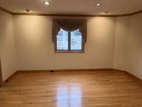 180 Eleanor Dr in Springboro, OH - Building Photo - Building Photo