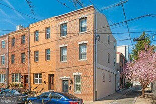 621 Federal St in Philadelphia, PA - Building Photo