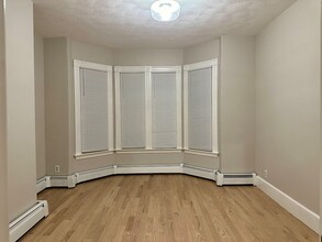 479 Sumner St, Unit 1 in Boston, MA - Building Photo - Building Photo
