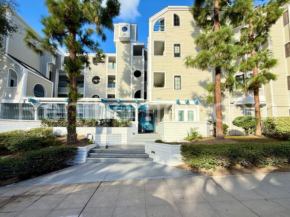 1940 Third Ave in San Diego, CA - Building Photo