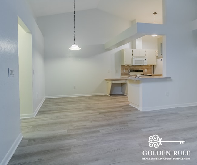 property at 2850 SW 38th Pl