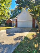 978 Stinson Glen Ln in Charlotte, NC - Building Photo
