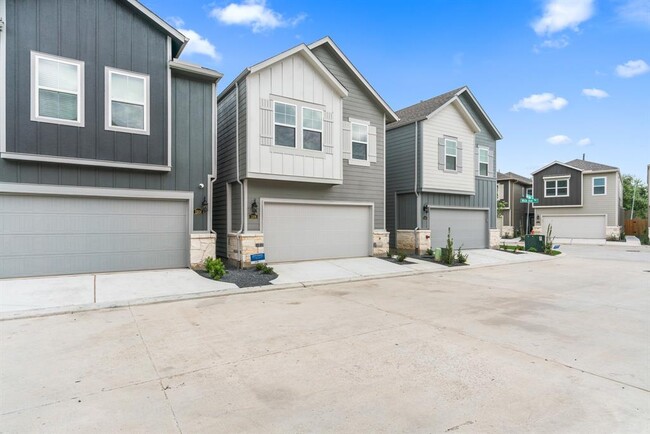 1506 Blue Acer Dr in Houston, TX - Building Photo - Building Photo