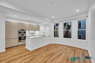 1636 Leavenworth St in San Francisco, CA - Building Photo - Building Photo