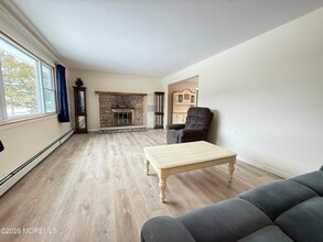 63 Shorewood Dr in Berkeley Township, NJ - Building Photo - Building Photo