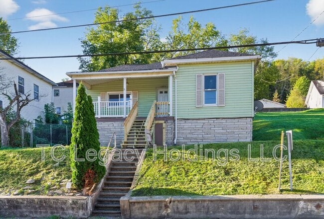 property at 1627 W Pike St