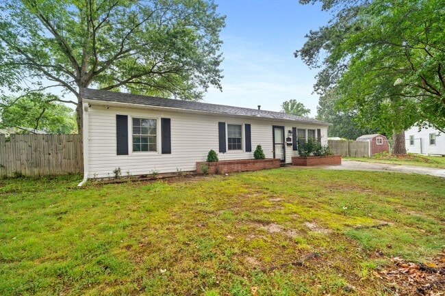 207 Nina Ct in Newport News, VA - Building Photo - Building Photo
