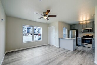 Grand Monarch Apartments in Montgomery, TX - Building Photo - Building Photo