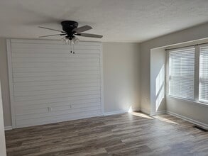 204 Treeline Ln in Morgantown, WV - Building Photo - Building Photo