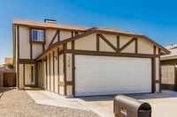 534 Inness Ave in Henderson, NV - Foto de edificio - Building Photo