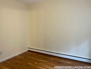 62 S Huntington Ave in Boston, MA - Foto de edificio - Building Photo