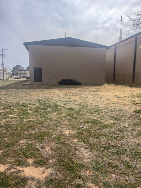 625 E 52nd St in Odessa, TX - Building Photo - Building Photo